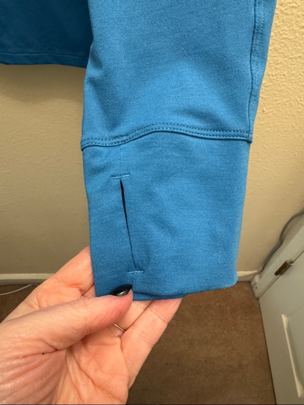 REI Co-op Men's L Blue Hooded Performance Shirt - Picture 3 of 4